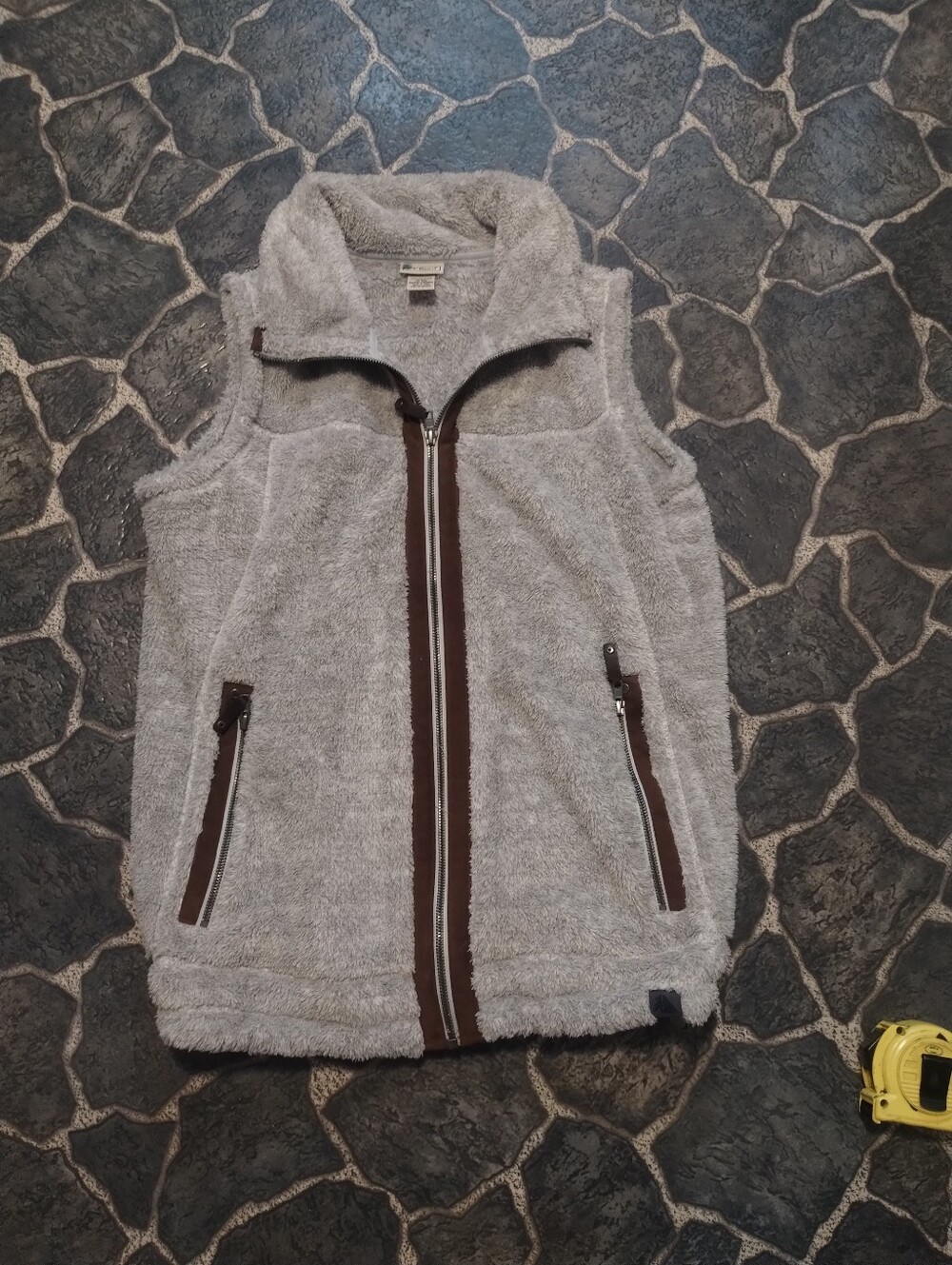 L.L Bean Women's High Pile Fleece Full Zip Vest With Faux Suede Trim Size L